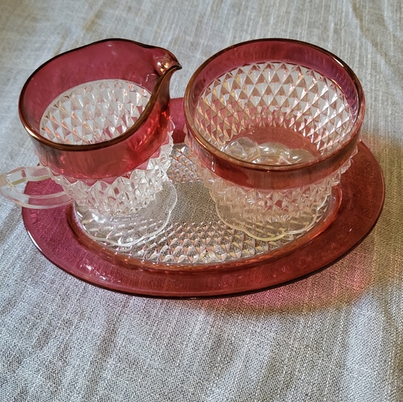 🎄Vintage Rare RedIndiana glass dish and with cream and sugar bowl like new - Picture 9 of 14